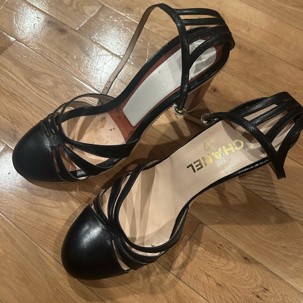 CHANEL Black Strappy Heels with Glossy Finish